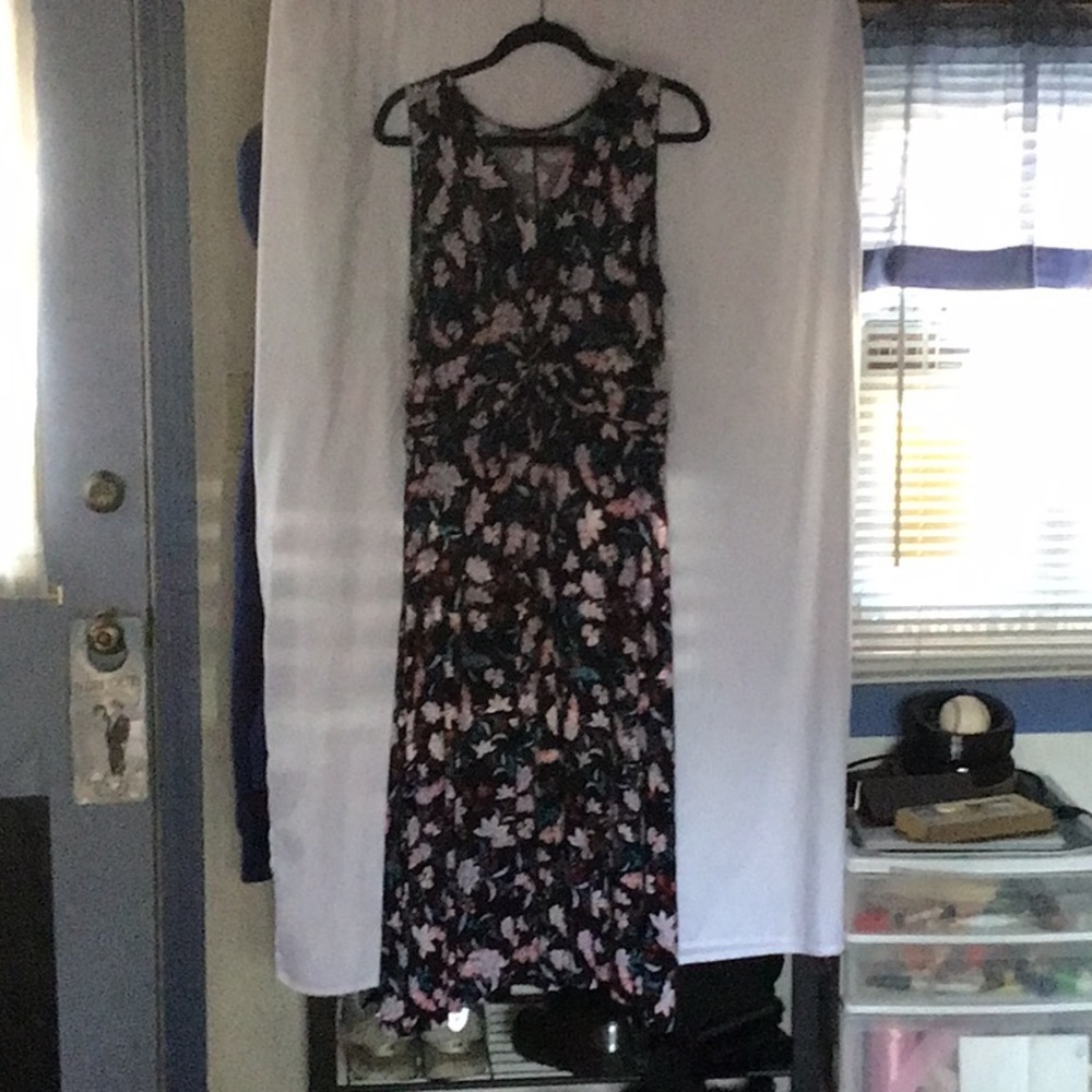 Croft and Barrow flowered sleeveless midi dress